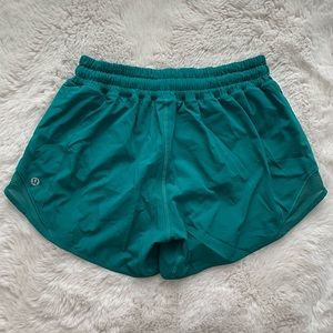 🍋 Lululemon Hotty Hot Shorts